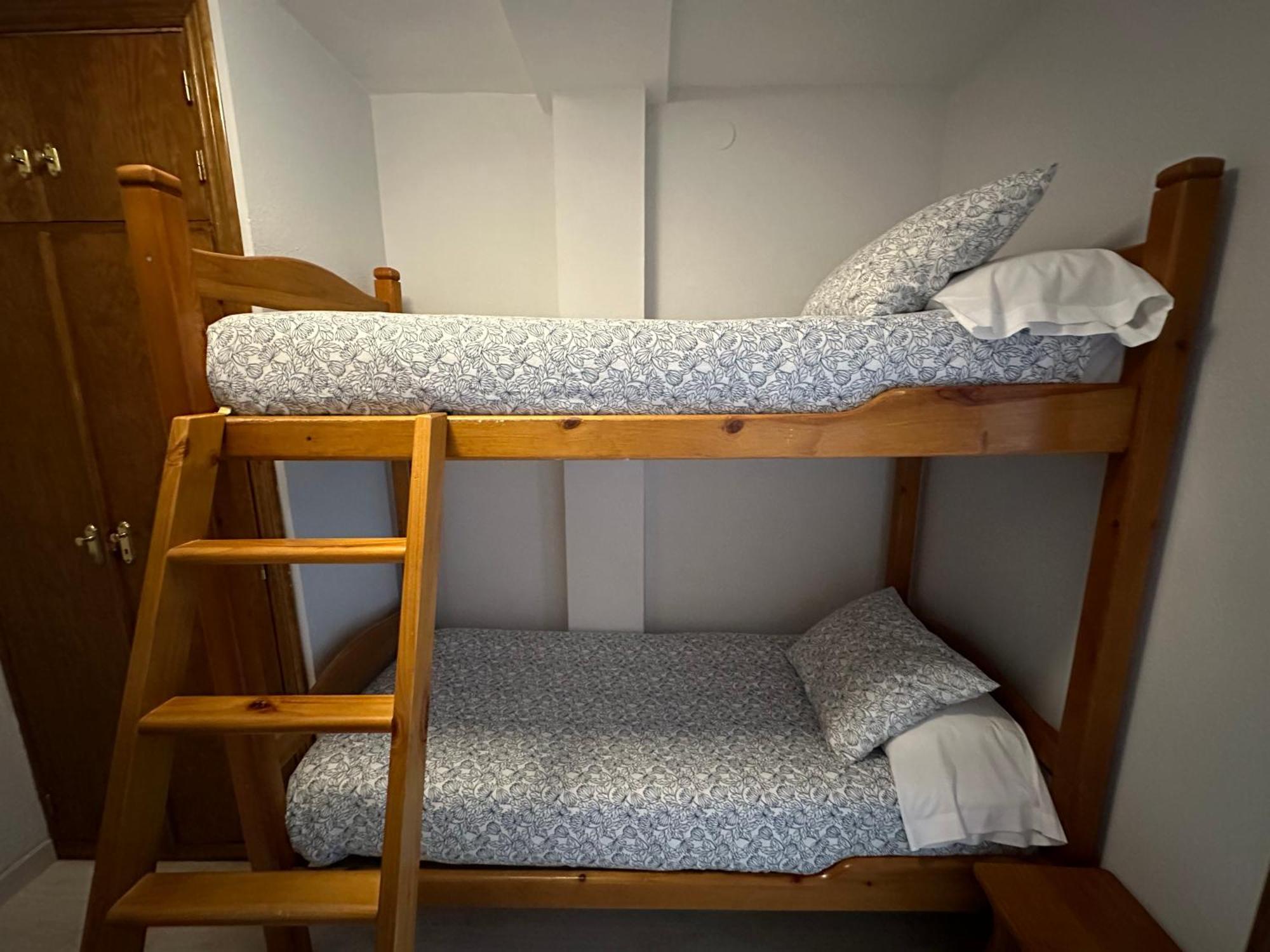 פורמיגל Apartamentos Tirol מראה חיצוני תמונה