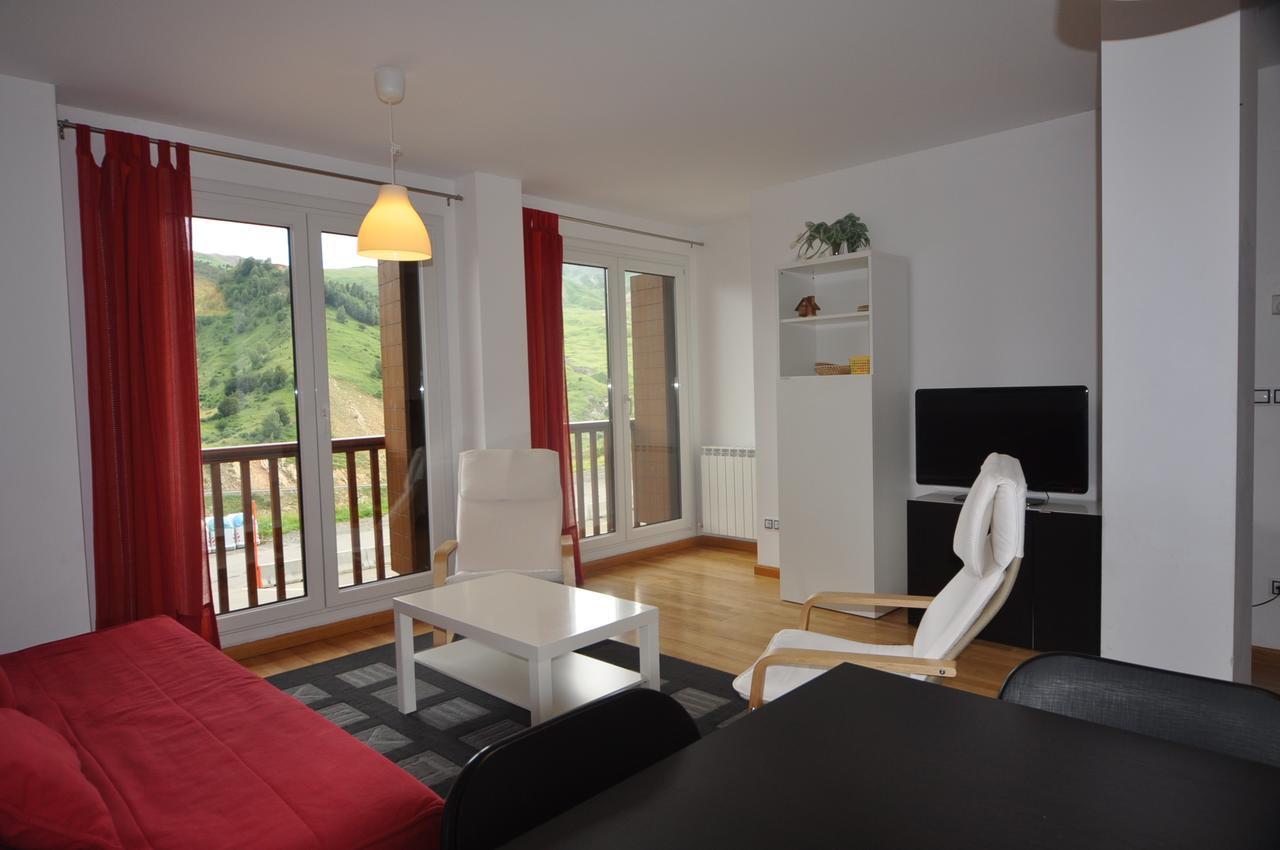 פורמיגל Apartamentos Tirol מראה חיצוני תמונה