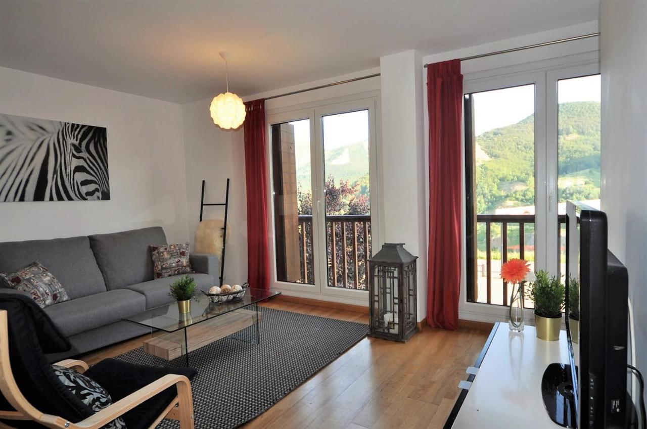 פורמיגל Apartamentos Tirol מראה חיצוני תמונה