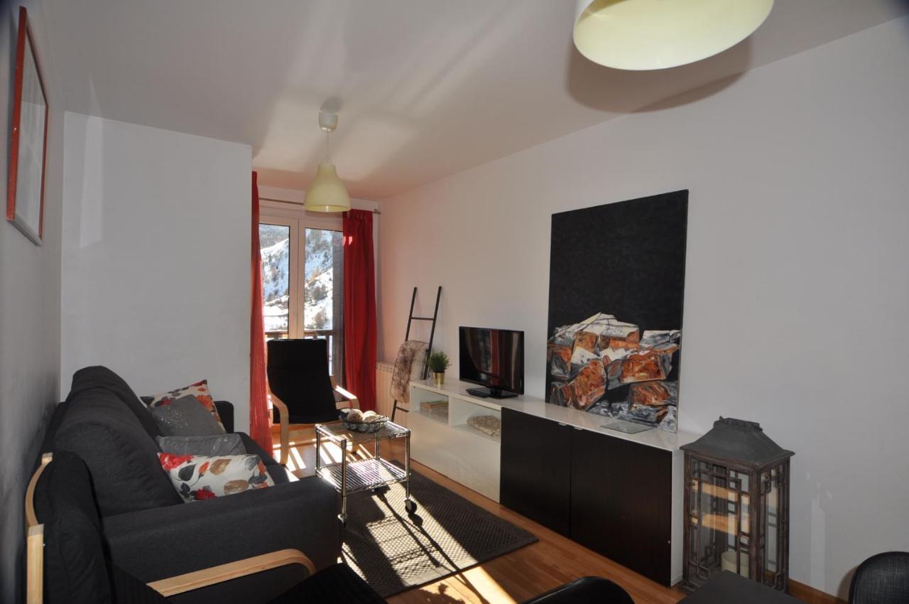פורמיגל Apartamentos Tirol מראה חיצוני תמונה